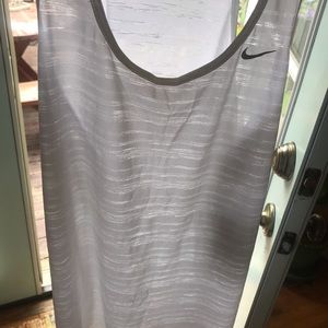 NIKE dri-fit workout top women’s M